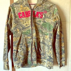 Woman’s camo sweatshirt